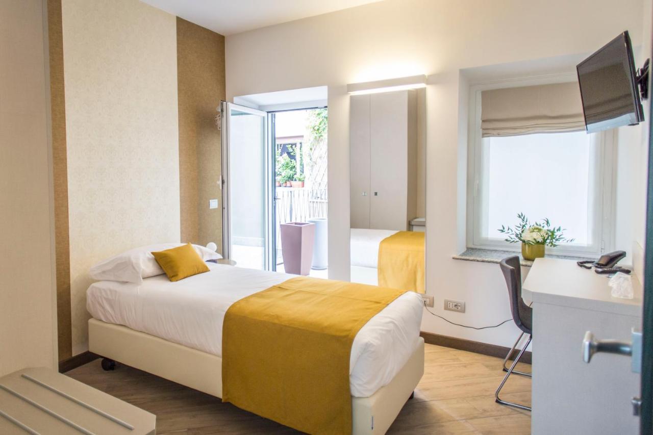 Hotel Ponti Angera Extérieur photo