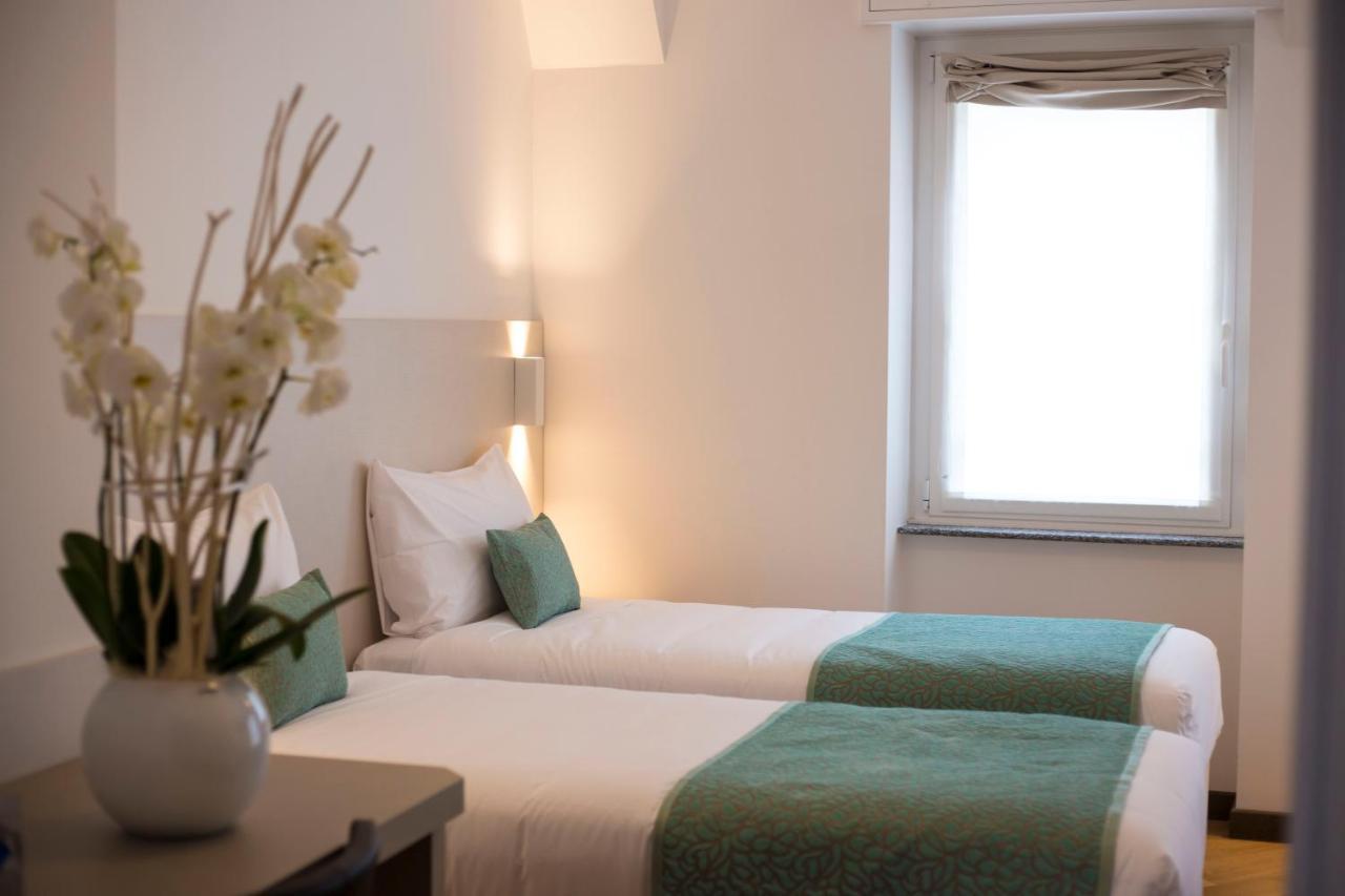 Hotel Ponti Angera Extérieur photo
