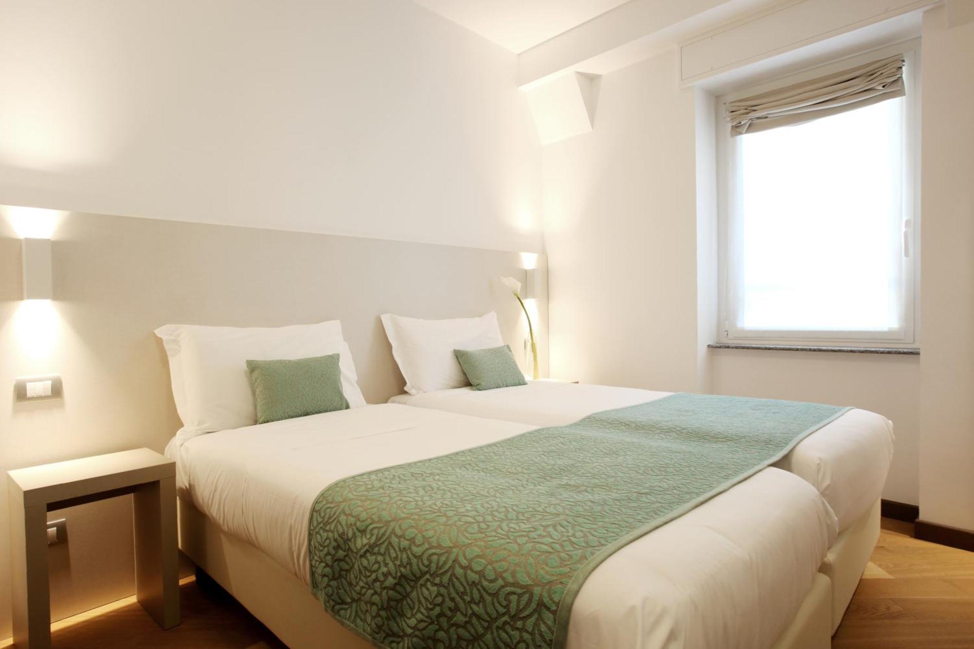 Hotel Ponti Angera Extérieur photo